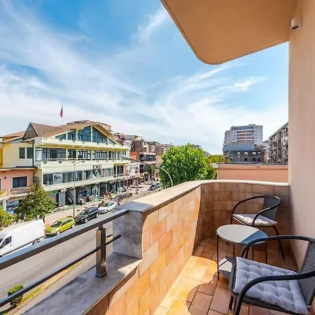 Apartment The Old-clock Shkoder