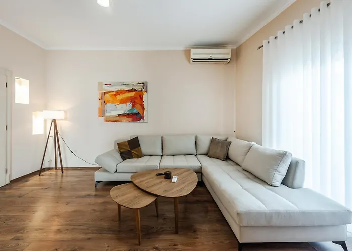 The Old-clock By Pikhost Apartamento *