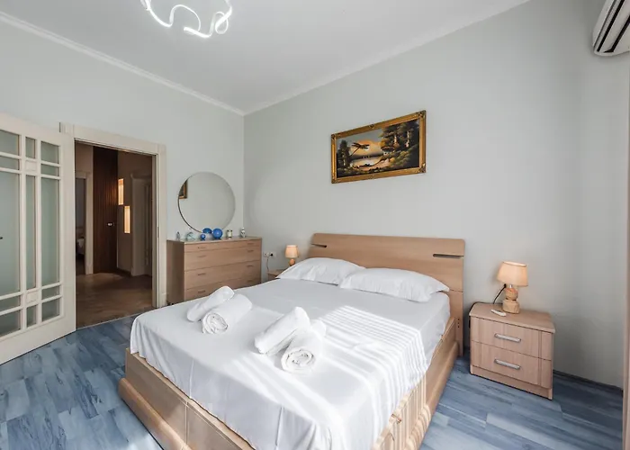 The Old-clock By Pikhost