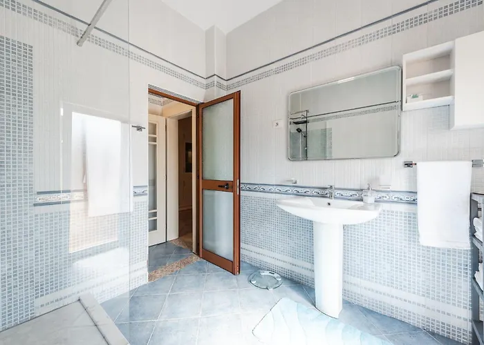 The Old-clock By Pikhost Apartamento Shkodër